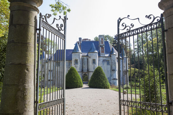 Chateau de Creminil Estree Blanche2-Copyright Brigitte Baudesson.jpg