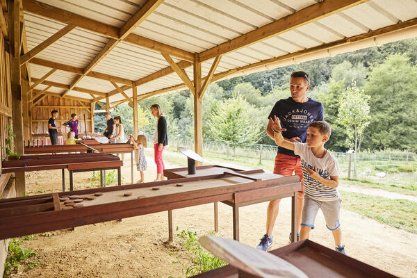 jeux en bois.jpg