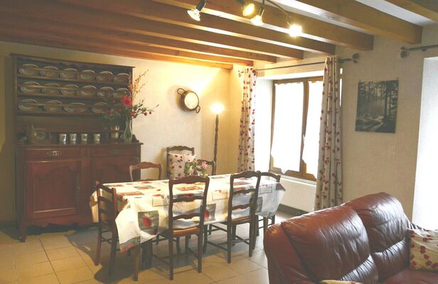 salle a manger availles.JPG