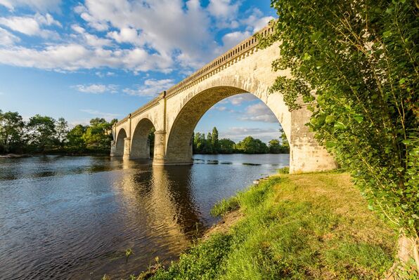 Sortie_nature_les_bords_de_riviere_La_Roche_Posay.jpg