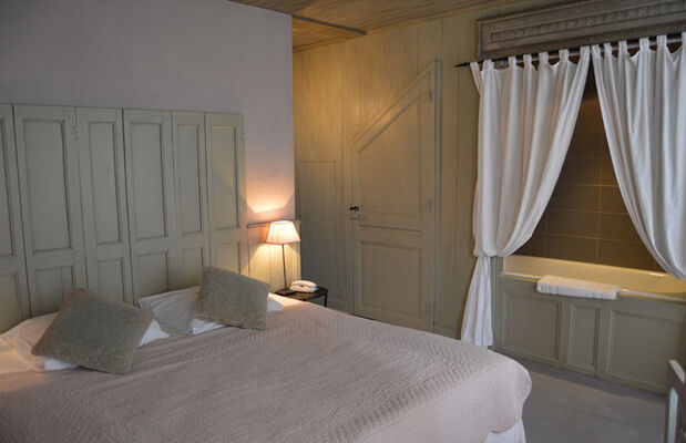 tn_La maison douce St Martin de Ré - chambre tradition (1).JPG