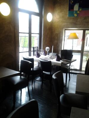 Le Cercle - Valenciennes - Restaurant - Table Présentée - 2018.jpg