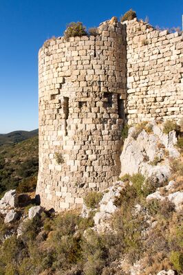 castle-2340988_1920.jpg