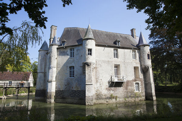 Chateau de Creminil Estree Blanche2-Copyright Brigitte Baudesson.jpg
