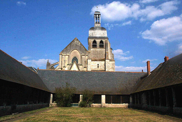 Aître Saint Saturnin.jpg