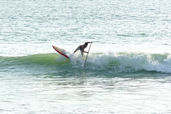 SUP-surfing-iledere.JPG