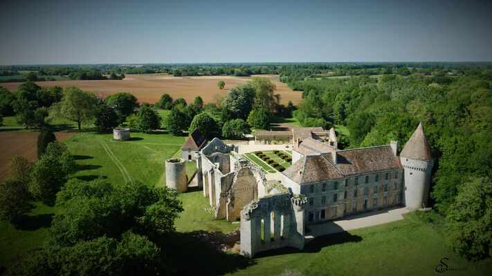 Abbaye de la Réau ©Noémi Brunet (1).jpg