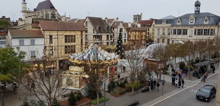 place foch.jpg
