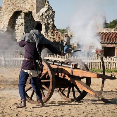 chateau-de-saint-mesmin-phase10-artillerie-de-siege.jpg