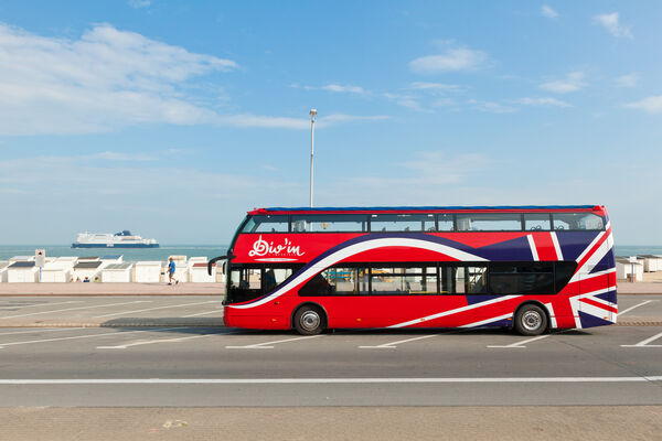 Autobus-Divin-Photo-Office-de-Tourisme-Calais-Cote-d-Opale.jpg