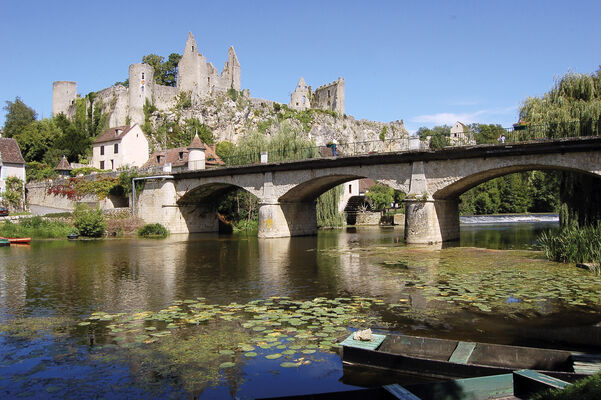Forteresse Angles sur l'Anglin (1).jpg