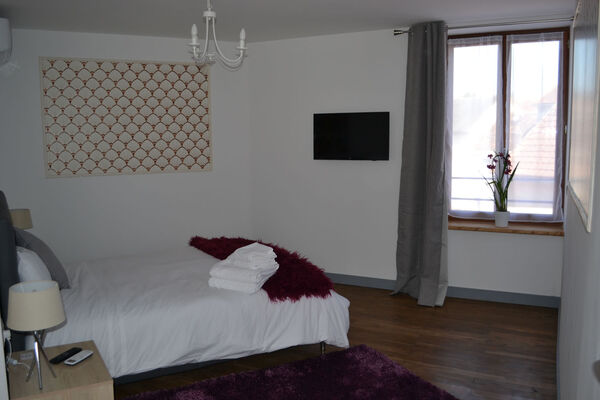 Room2-1.jpg