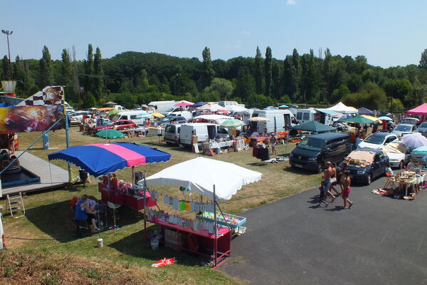 brocante Verrières.JPG