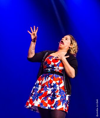 Elodie Poux-5.jpg