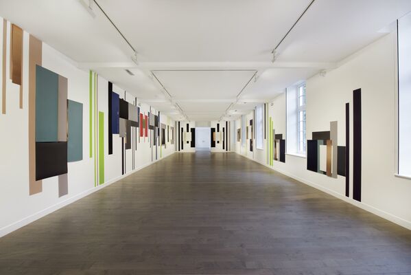 Vue de l'exposition de Meris Angioletti Le grand jeu 2016 (1) © Martin Argyroglo.jpg