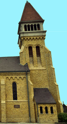 Eglise des Hemmes-de-Marck recadrée .jpg