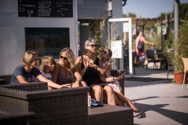 TERRASSELOUNGE (2).jpg