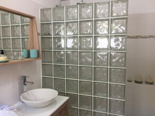 Salle-de-bain-chambre-Ocean-Atlantique.jpg