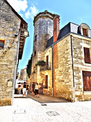 Nadaillac bourg.jpg