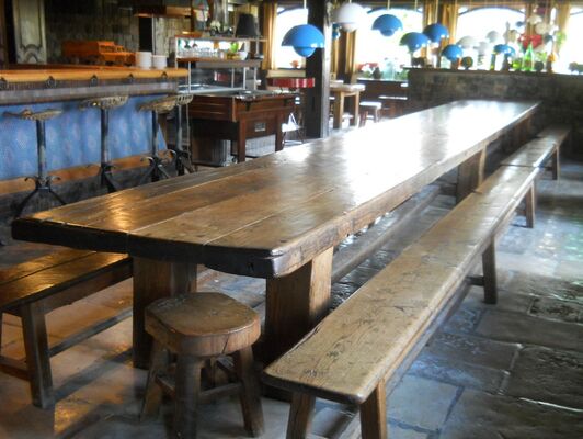 Table Bar.JPG