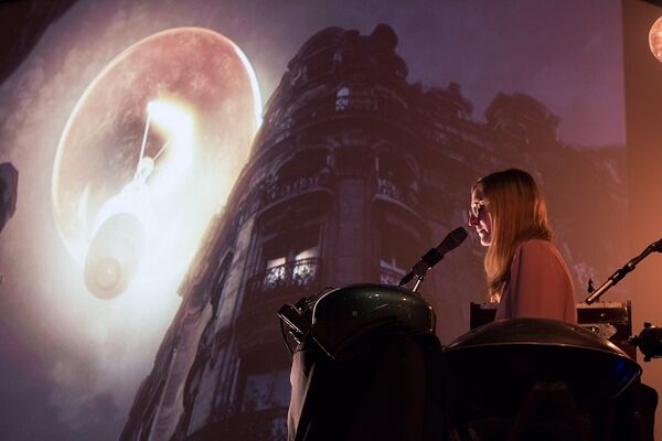 Lumières-Ellie-James-©-Mip-Pava-14.jpg