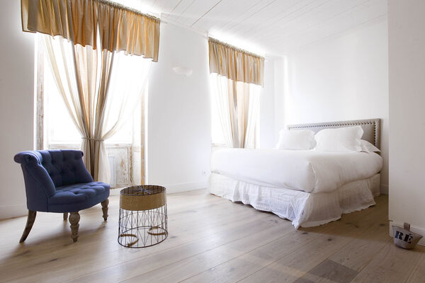 CLOS COTHONNEAU CHAMBRE 2.jpg