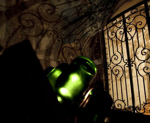 2009- Credit Louis Teran Cellars (3).jpg