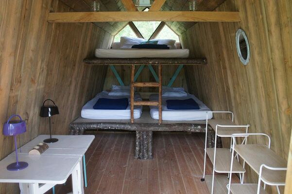 Camping-L'heureux-hasard-cabane-famille-campagne.jpg