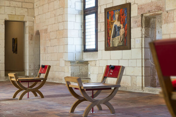 Cite_royale_Loches.jpg