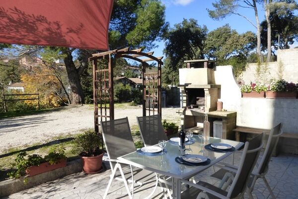 terrasse la pichoulino.JPG