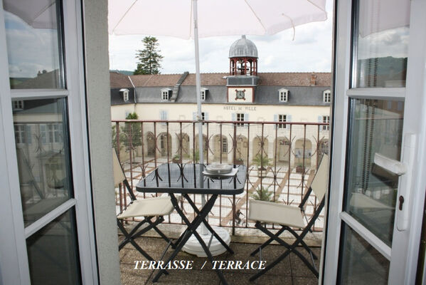 terrasse gite du couvent.jpg