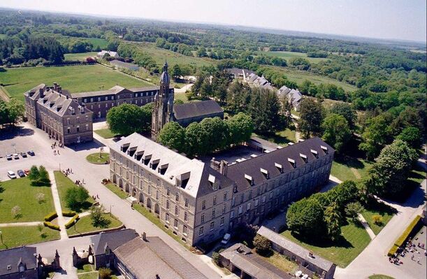 Hostellerie_StMichel_Priziac.jpg