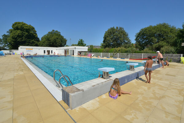 Piscine - L'Isle Jourdain ©Momentum Productions Mickaël Planes (60).jpg
