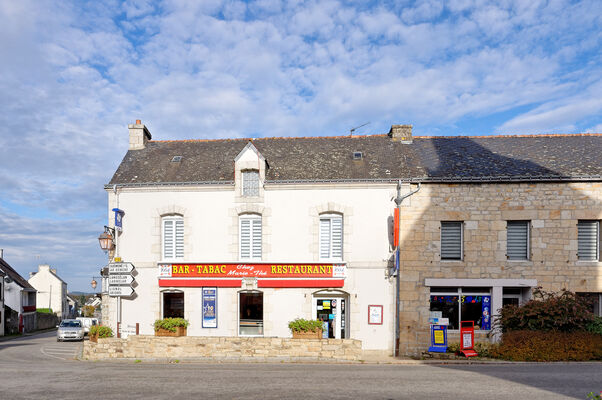 Bar_Restaurant_Chez_Marie_The_Ploerdut®Kardous (5).jpg