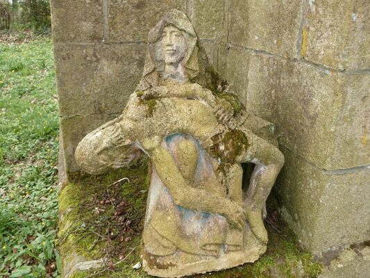vestiges chapelle St Adrien - Bouthiry - Le Saint - crédit photo OTPRM (5).JPG