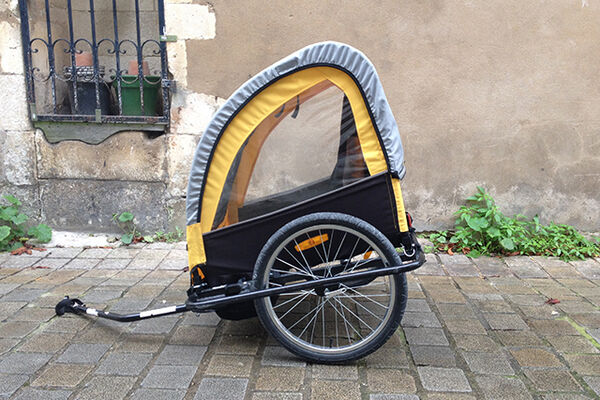 remorque enfant vélo ile de ré location.jpg