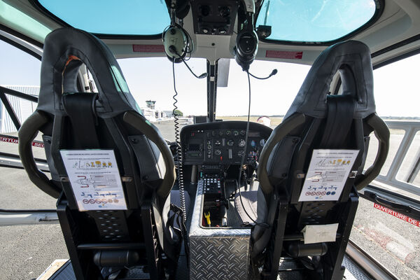 180629_COCKPIT_TH_006.jpg