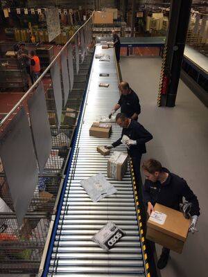 plateforme-courrier-la-poste-petiteforet-07.JPG