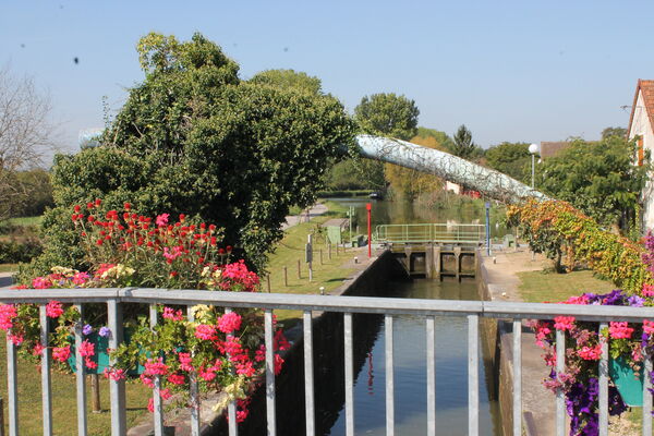La-loyere-canal-du-centre-ecluse-OT (4).JPG