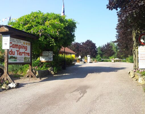 camping tertre.jpg