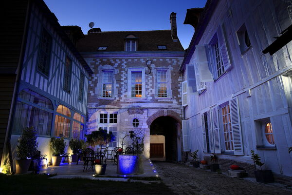 Hotel St Georges Troyes7.JPG
