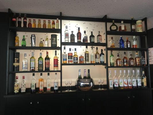 bar.JPG