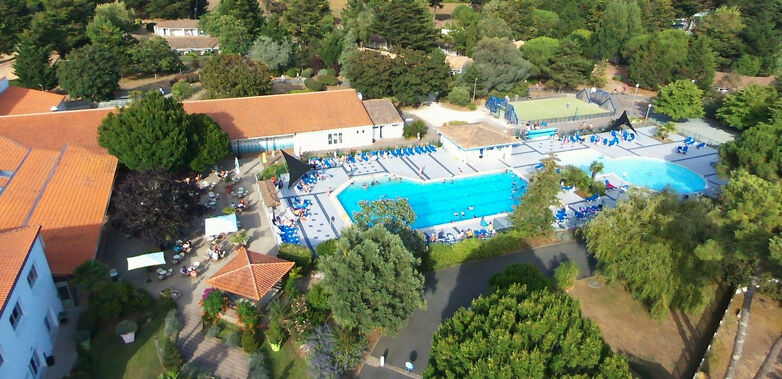 PISCINE PANORAMA.JPG