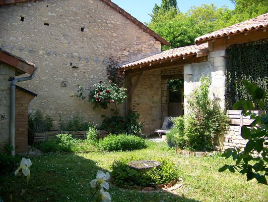 jardin clos.JPG