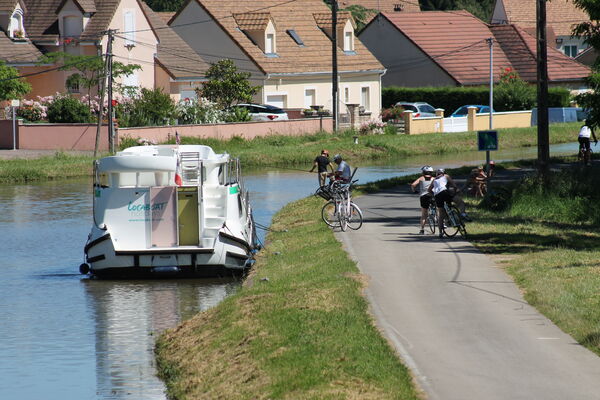 Rully-canal-fluvial-juin-2016 (10).JPG