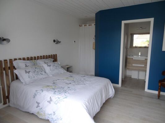 chambre-leclosdesmarais-loix.JPG