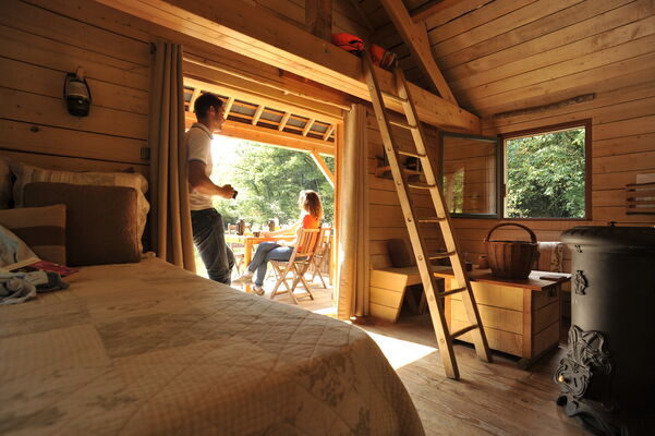 Cabane sur l'eau - Le Bois à Forcé - CP P.Beltrami - Mayenne Tourisme (10).JPG