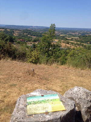 TABLE_ORIENTATION_PUY_D-ARNAC_4.jpg