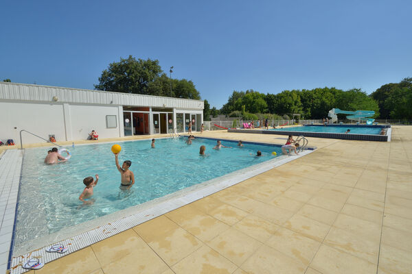Piscine - L'Isle Jourdain ©Momentum Productions Mickaël Planes (62).jpg