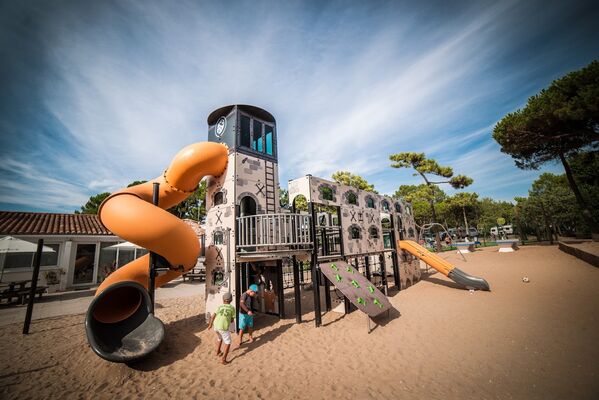 FORT SUNNY (2).jpg